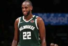 马赛今晨强势反弹密尔沃基雄鹿豪取连胜备战法国杯，杜兰特在西班牙队比赛中战术调整看傻球迷的简单介绍